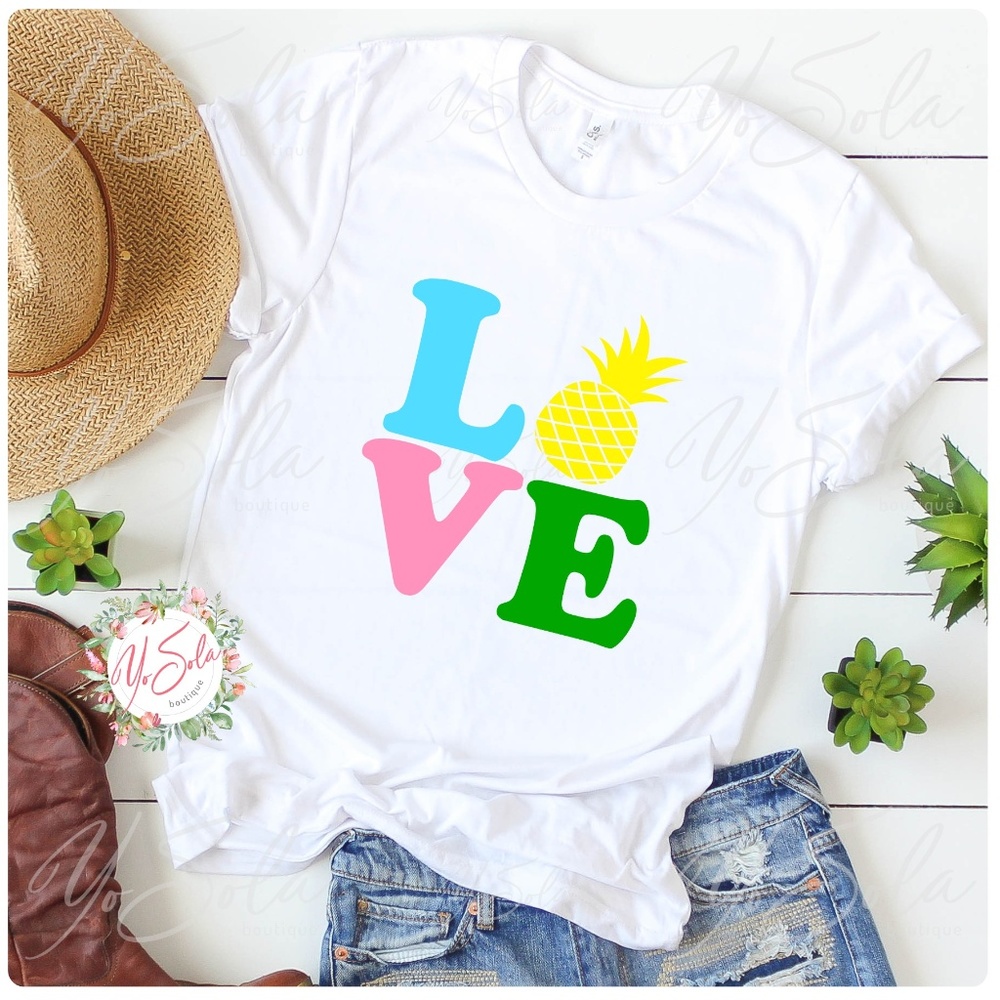 SALE‼️ LOVE Pinapple, White T-shirt - Picture 1 of 2